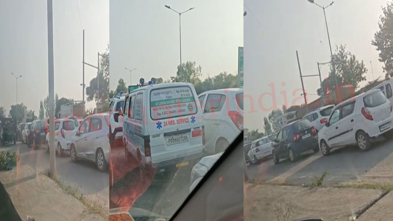 Ludhiana Toll पर लगा लंबा जाम, Ambulance भी फंसी, देखें Live
