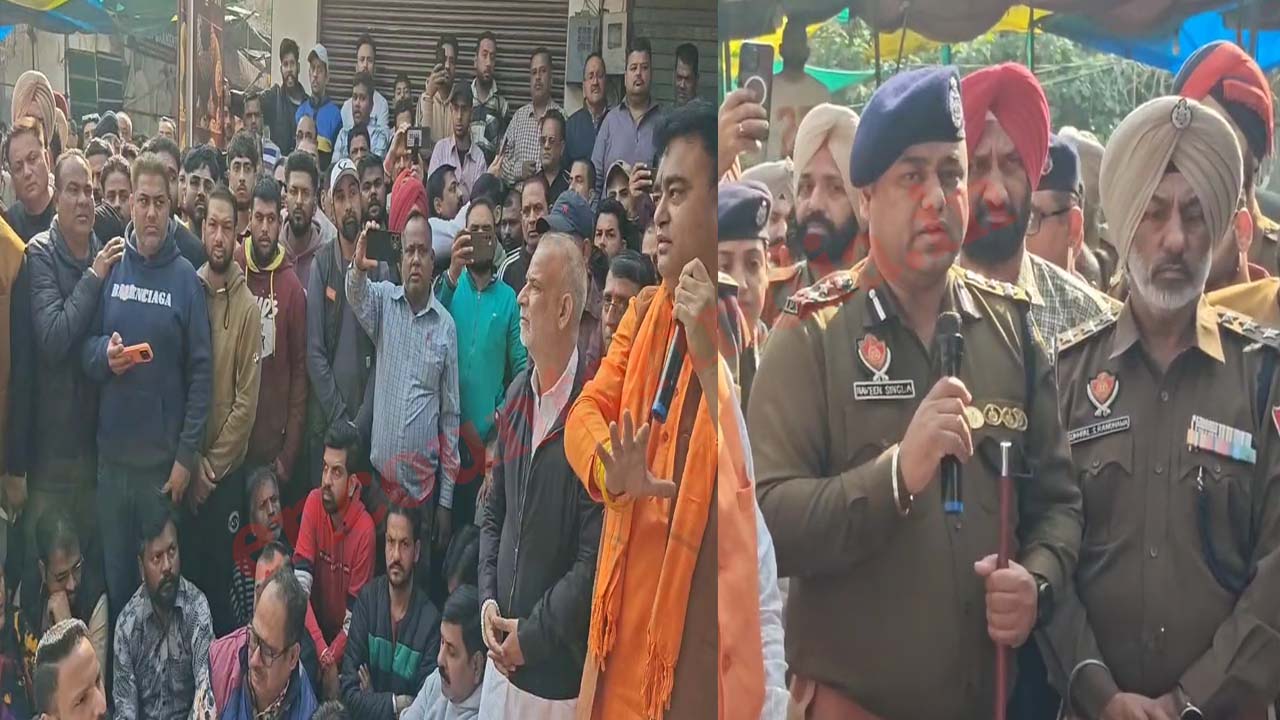 Phagwara News: शिवसेना नेता पर हुए हमले को लेकर गरमाया मामला, DIG Naveen Singla का आया बड़ा बयान, देखें वीडियो