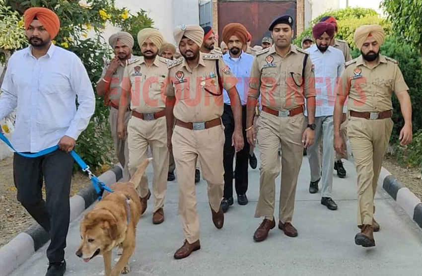 Punjab News: जेल में भारी मात्रा में पुलिस की दबिश, मचा हड़कंप