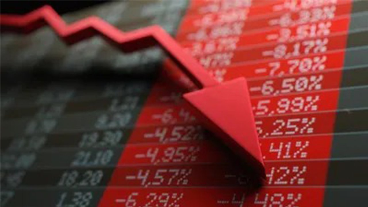 Stock market: Sensex 300 और Nifty 80 अंक गिरा, IT, मेटल और रियल्टी सेक्टर में भी गिरावट
