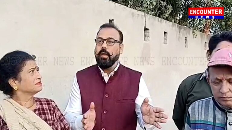 Punjab News: धार्मिक स्थल के पास सीरिंजे व अन्य सामान मिलने पर शिव सेना आई Action में, देखें वीडियो