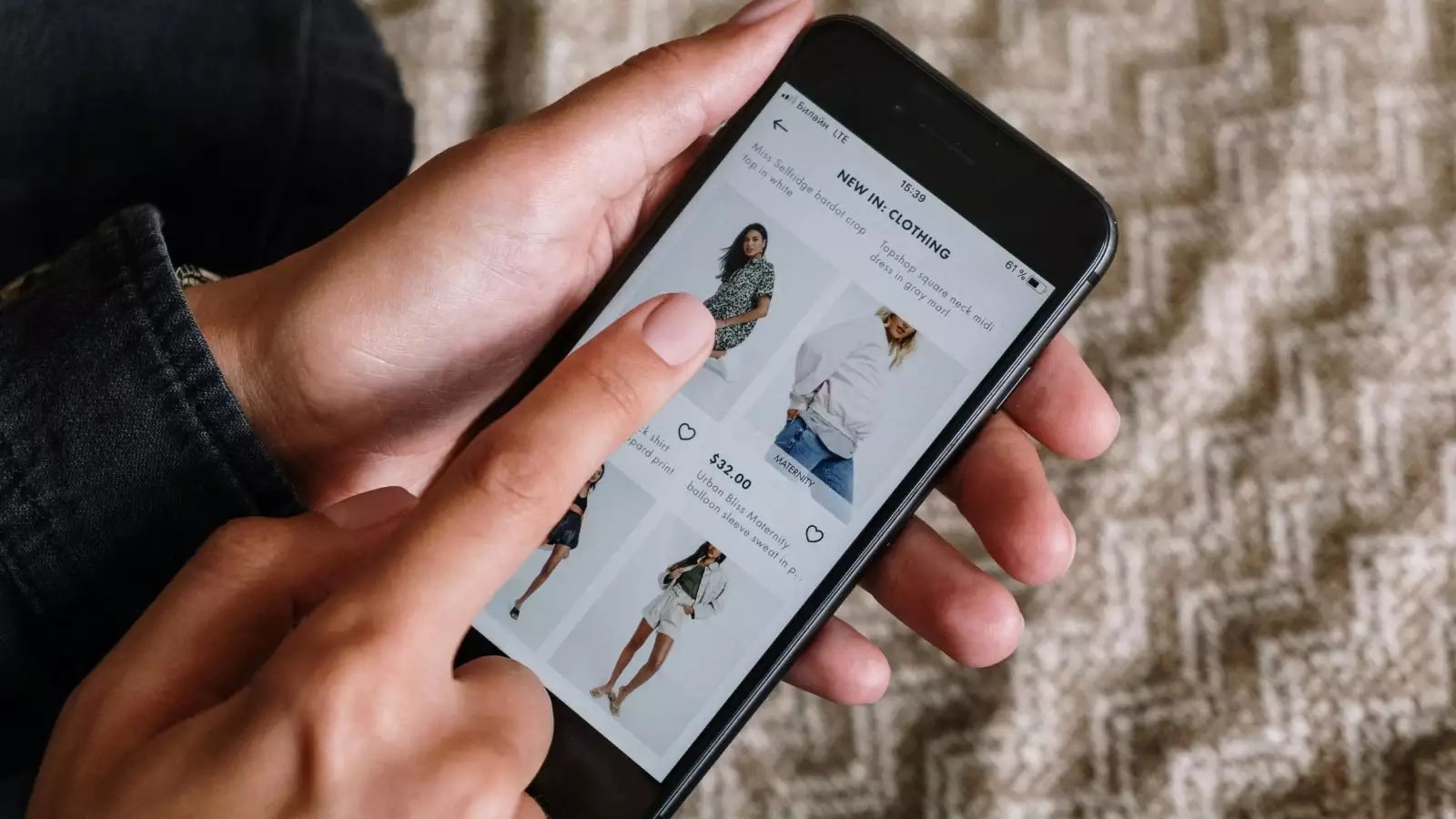 Online Shopping पर देने पड़ेंगे 49 रुपये Extra, जानें वजह