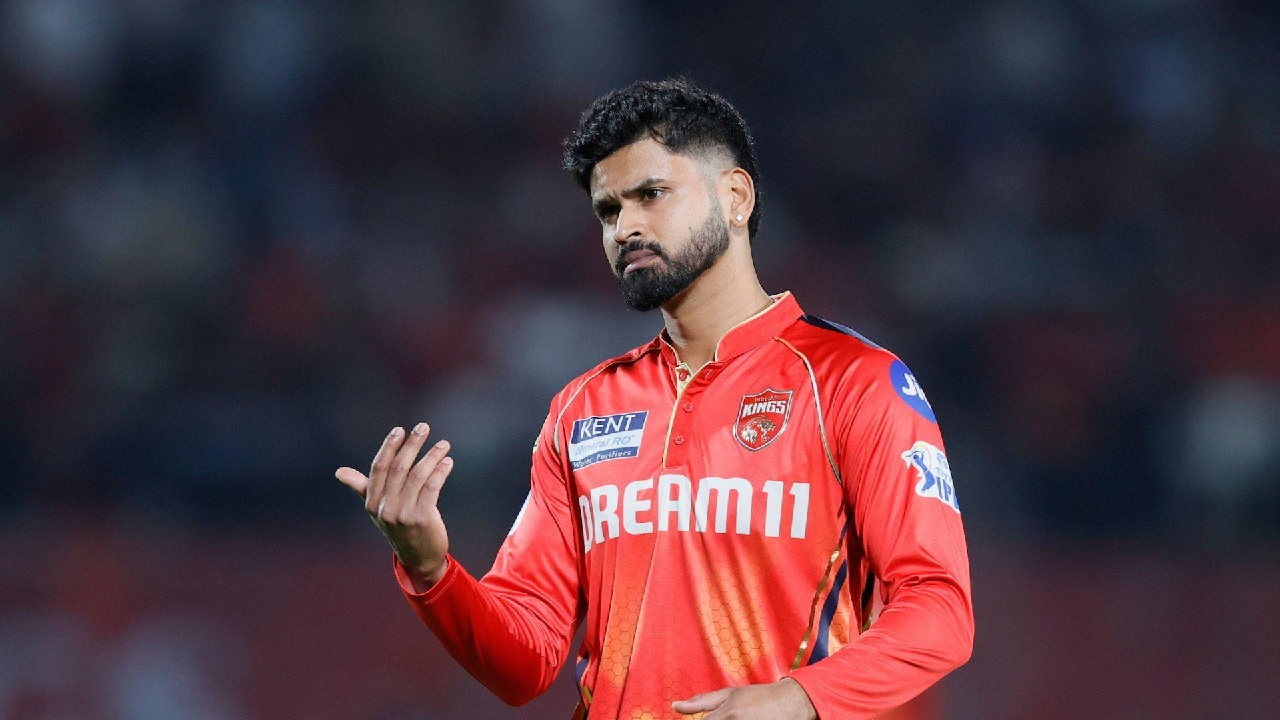 वनडे मैच के दौरान घायल हुए Shreyas Iyer, आईसीयू में करवाना पड़ा भर्ती