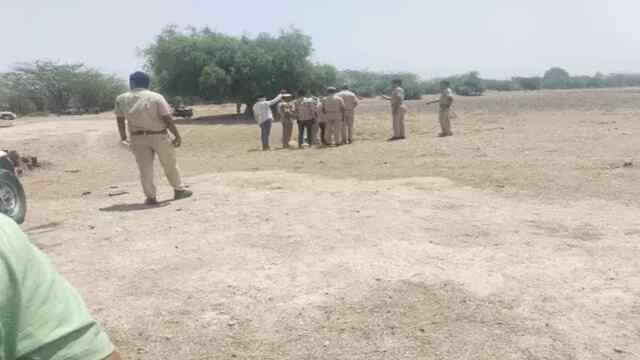 छोटे भाई की पीट-पीटकर हत्या, आहत होकर बड़े ने किया सुसाइड