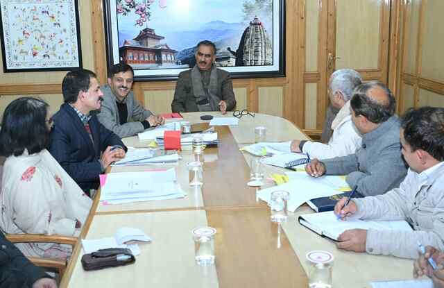 सीबीएसई से संबद्ध स्कूलों के लिए चयनित शिक्षकों का मूल कैडर में अधिकार सुरक्षित रहेगा: CM