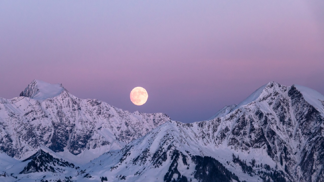कल दिखेगा साल 2025 का आखिरी Cold Moon, धरती से होगी इतनी दूरी