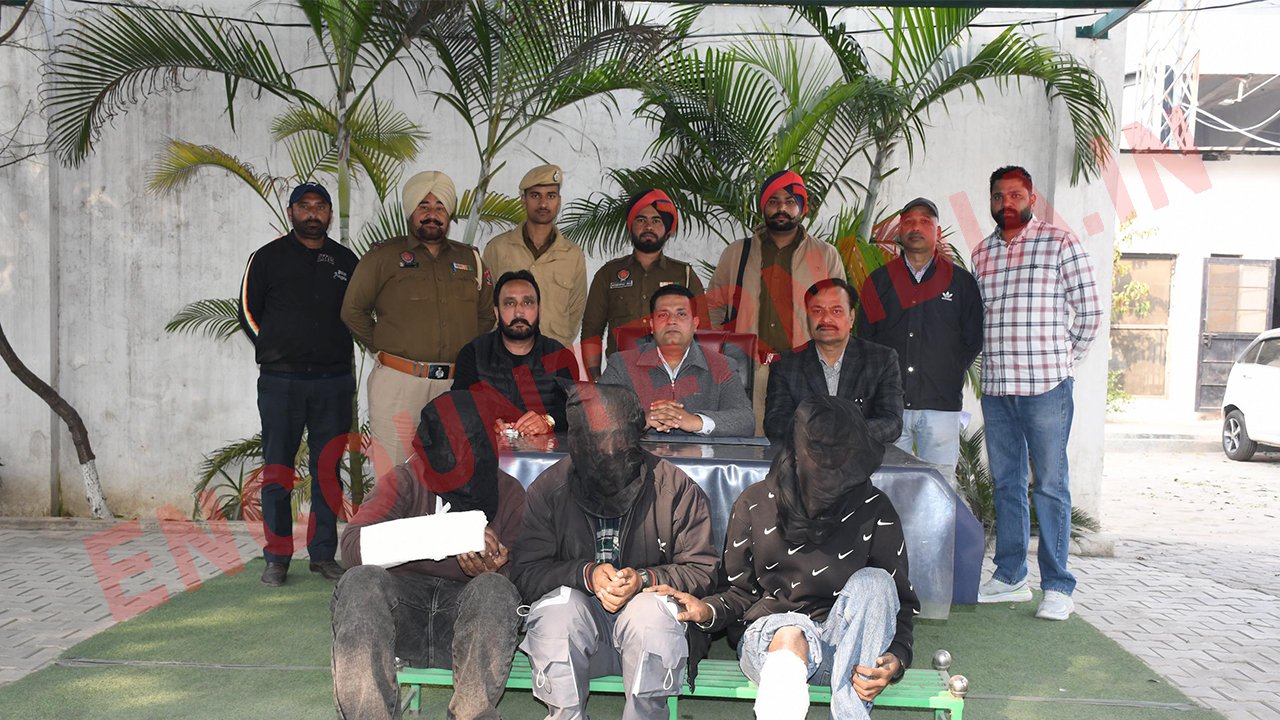 Punjab News: राहगीरों को लूटने वाले 3 आरोपी गिरफ्तार
