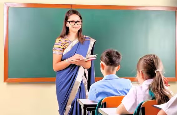 सरकारी स्कूलों में शिक्षकों के 200 पदों पर भर्ती जल्द, लाखों में वेतन, जानें पूरा डिटेल्स
