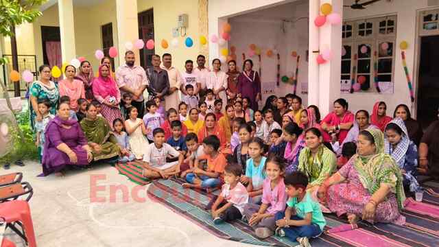 खेल-खेल में स्कूल की तैयारी सीख रहे नौनिहाल, लोअर बसाल में लगा समर रेडीनेस मेला