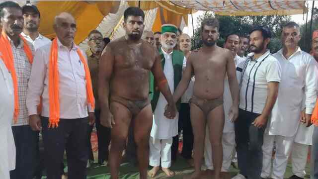 बरागू में सजा कुश्ती दंगल, सुल्तान ने जीता फाइनल मुकाबला