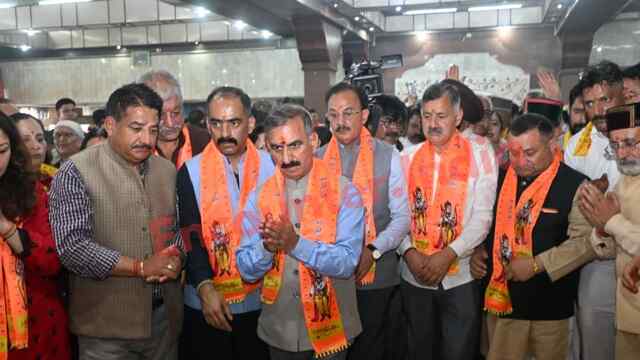 कांग्रेस का राम मंदिर चंदा चोरी के विरुद्ध हल्ला बोल, मुख्यमंत्री के नेतृत्व में किया प्रदर्शन