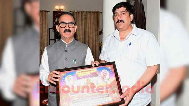तीन दिवसीय जिला स्तरीय पीपलू मेले और बंगाणा स्टार नाइट का विधायक ने मुख्यमंत्री को दिया निमंत्रण