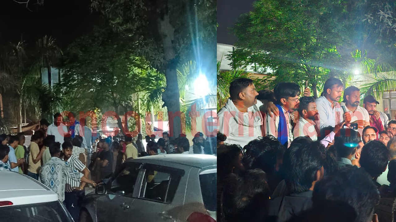 लोगों ने थाने का किया घेराव, बेटियों को पीटने का आरोप, देखें वीडियो