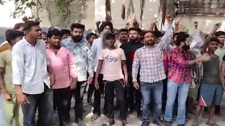 Punjab News: ठेकेदार के खिलाफ अतिरिक्त चार्ज वसूलने को लेकर Police Commissioner को सौंपा मांग पत्र, देखें वीडियो