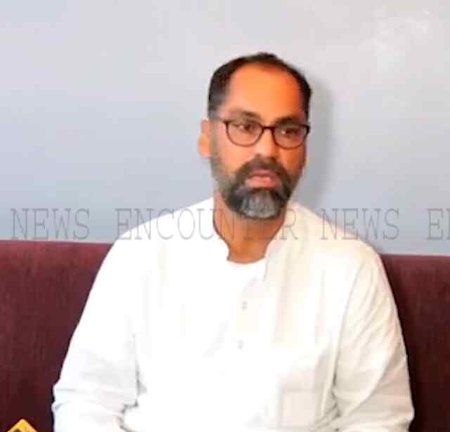 AAP पार्टी का बड़ा खुलासा : Senior Deputy Mayor रहते सुरिंदर कौर ने बेटे को निगम में JE पद पर करवाया भर्ती, देखे वीडियो