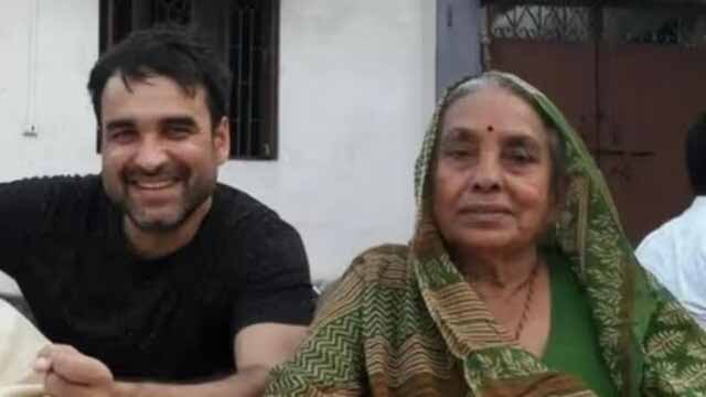 Bollywood के इस अभिनेता पर टूटा दुखों का पहाड़, 89 साल की उम्र में मां का निधन