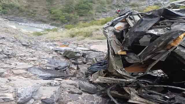 600 मीटर गहरी खाई में गिरा सेना का वाहन, 3 जवानों की मौत