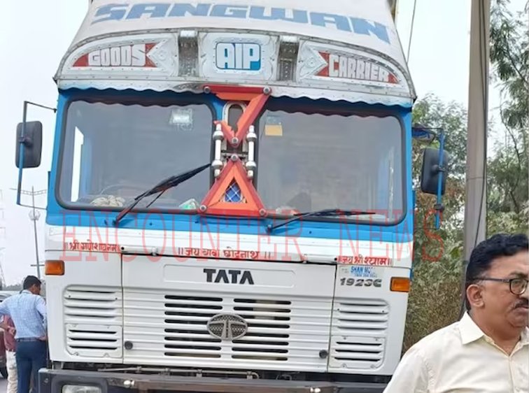 चुनाव से पहले Police ने की बड़ी रिकवरी, Truck से करोड़ों रुपए की चांदी बरामद