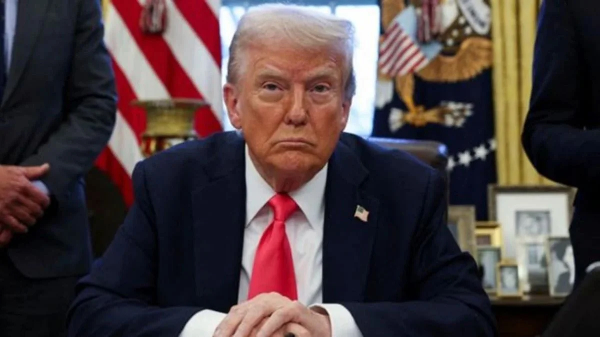 पुतिन के भारत यात्रा के बाद Trump का बड़ा फैसला, अब इन लोगों को नहीं मिलेगा वीजा