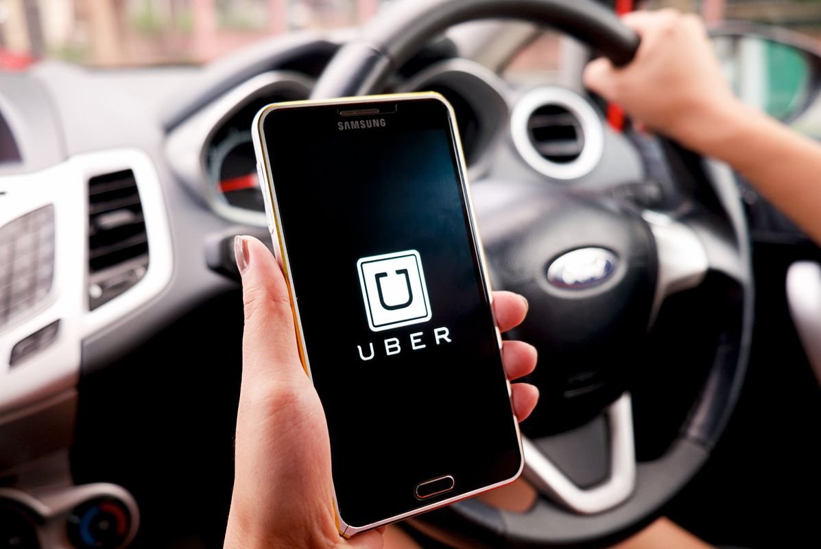Uber ने शुरू की नई Service, बच्चे भी बुक करवा पाएंगे Cab