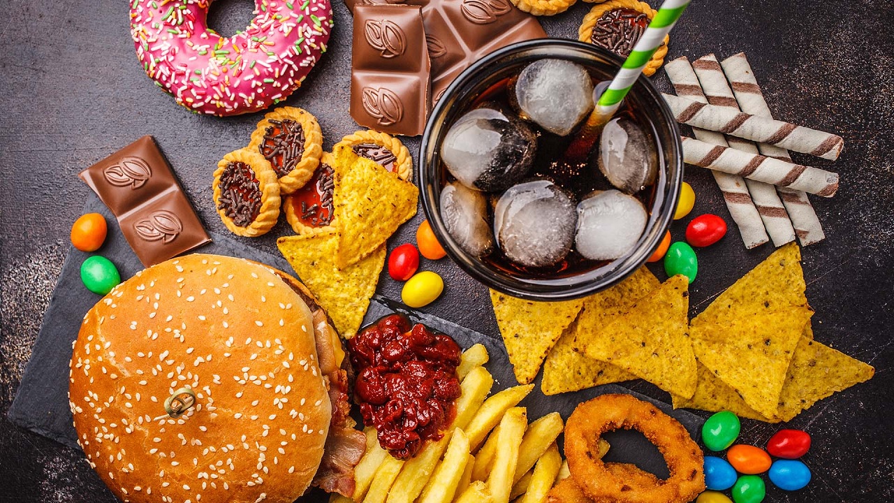 आपके दिल को नुकसान पहुंचा सकते हैं Ultra Processed Foods, एक्सपर्ट्स ने दी चेतावनी