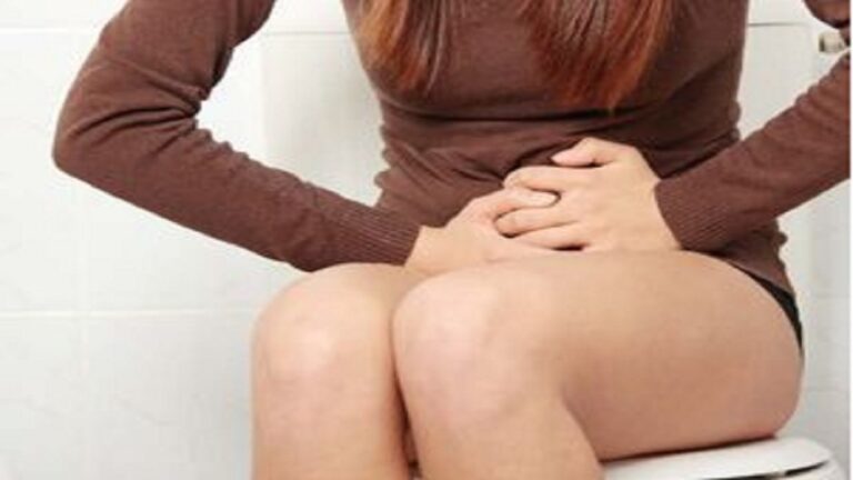 सर्दियों में बार-बार Washroom जाना समान्य, लेकिन ये लक्षण दिखे तो तुरंत Doctor को दिखाएं