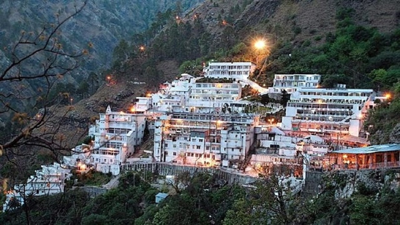 श्री वैष्णो देवी मार्ग पर Landslide में अब तक 34 लोगों की मौत, मौसम विभाग ने जारी किया Red Alert