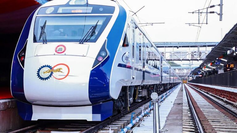 रेलवे ने वंदे भारत के कोच को लेकर किया ये बदलाव, जानें वजह