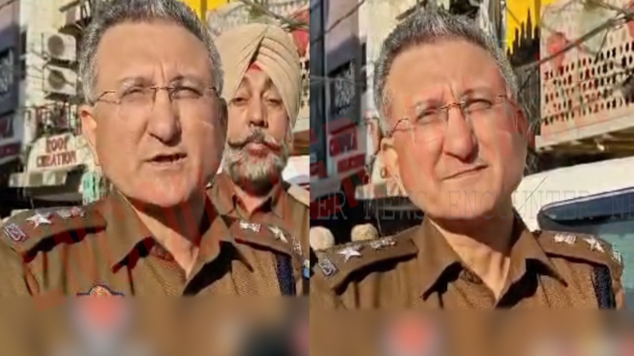 Jalandhar News: पुलिस कर्मियों पर हमला करके फाड़ी वर्दी, 2 गिरफ्तार, देखें वीडियो