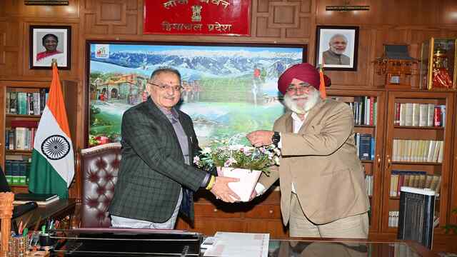 राज्यपाल से कुलपति की भेंट