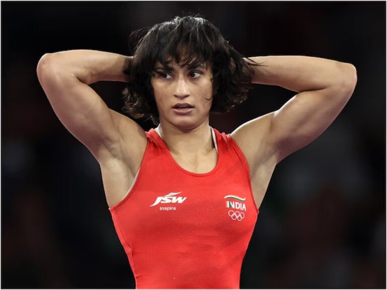 CAS के फैसले के बाद Vinesh Phogat का पहला रिएक्शन आया सामने
