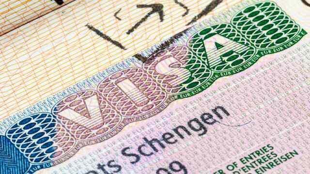 Canada सरकार ने दिया झटकाः इस Visa पर लगाई रोक