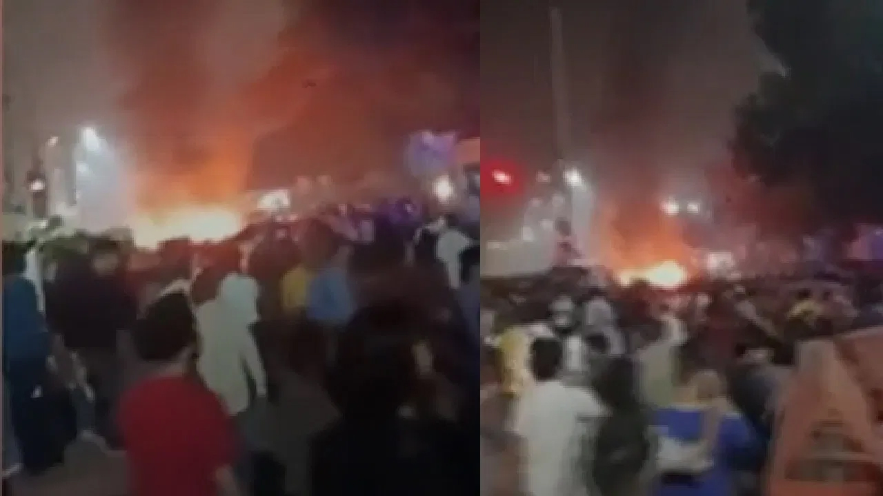 Delhi Blast : लाल किले के पास हुआ धमाका, कारों में आग लगने से मचा हड़कंप, देखें Live