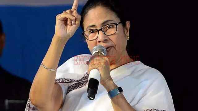 NITI आयोग की बैठक बीच में ही छोड़कर निकली Mamata Banerjee, लगाए ये आरोप