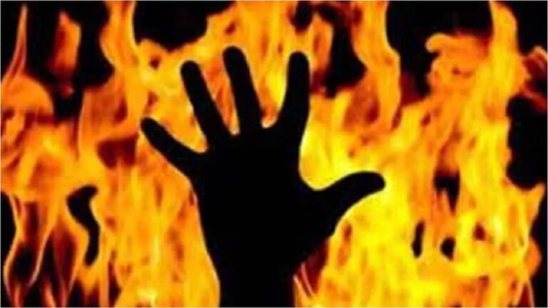 Crime News: 31 वर्षीय महिला के साथ सामूहिक बलात्कार और हत्या, हमलावरों ने गांव में की लूटपाट और आगजनी