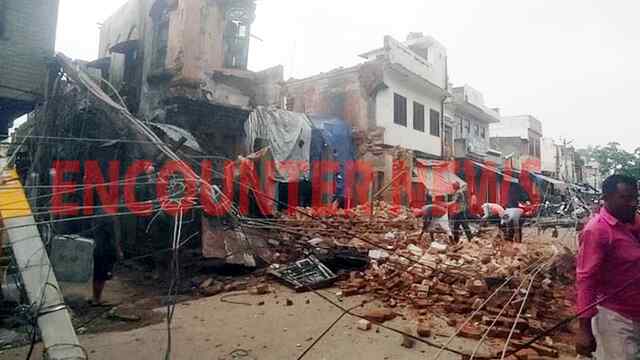 Punjab News: सब्जी मंडी में हुआ हादसा, गिरी 100 साल पुरानी इमारत, बिजली हुई बंद