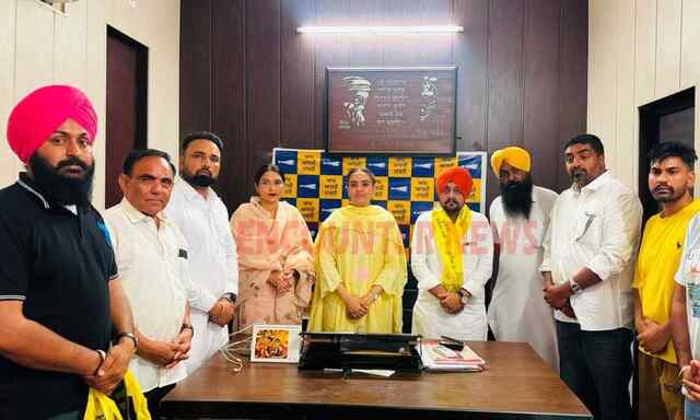 Punjab News: BJP को बड़ा झटका, पूर्व चेयरमैन आप पार्टी में हुए शामिल