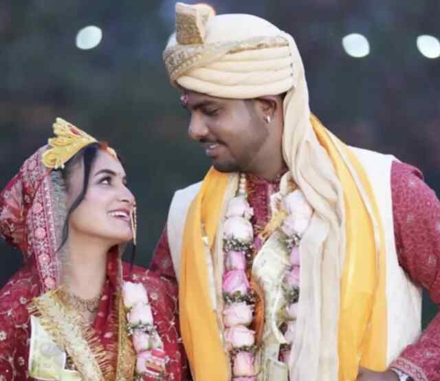 Yash Dayal ने कंटेंट क्रिएटर Shweta Pundir से रचाई शादी, देखें तस्वीरें