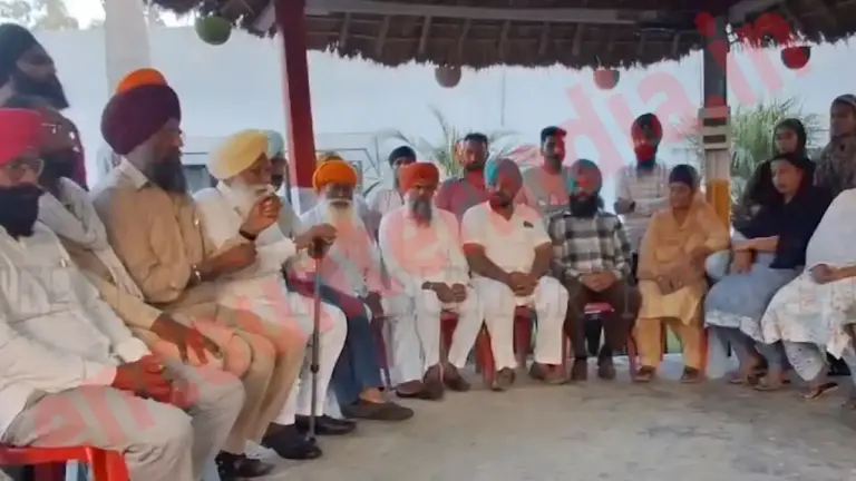 Punjab News: पंचायती चुनाव को लेकर सरगर्मिया तेज, लोगों में छिड़ी विकास को लेकर चर्चा, देखें वीडियो
