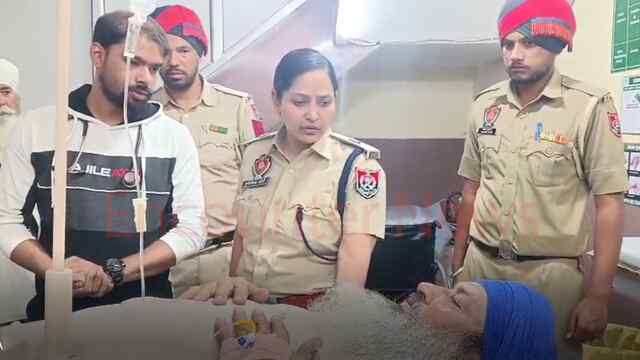 Phagwara News: Motorcycle सवार 2 बदमाशों ने व्यक्ति पर की फायरिंग, इलाके में दहशत, देखें वीडियो