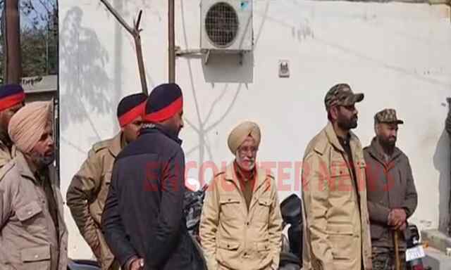 Punjab News: इंडस्ट्रियल एरिया में दवा फ़ैक्टरी में ड्रग्स कंट्रोल बोर्ड और पुलिस की Raid