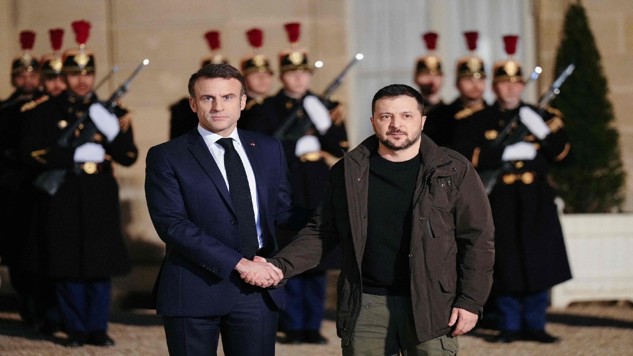 France-Ukraine में हुई बड़ी डील, हस्ताक्षर समझौते पर किए साइन, क्या रुस को मिलेगा जवाब?