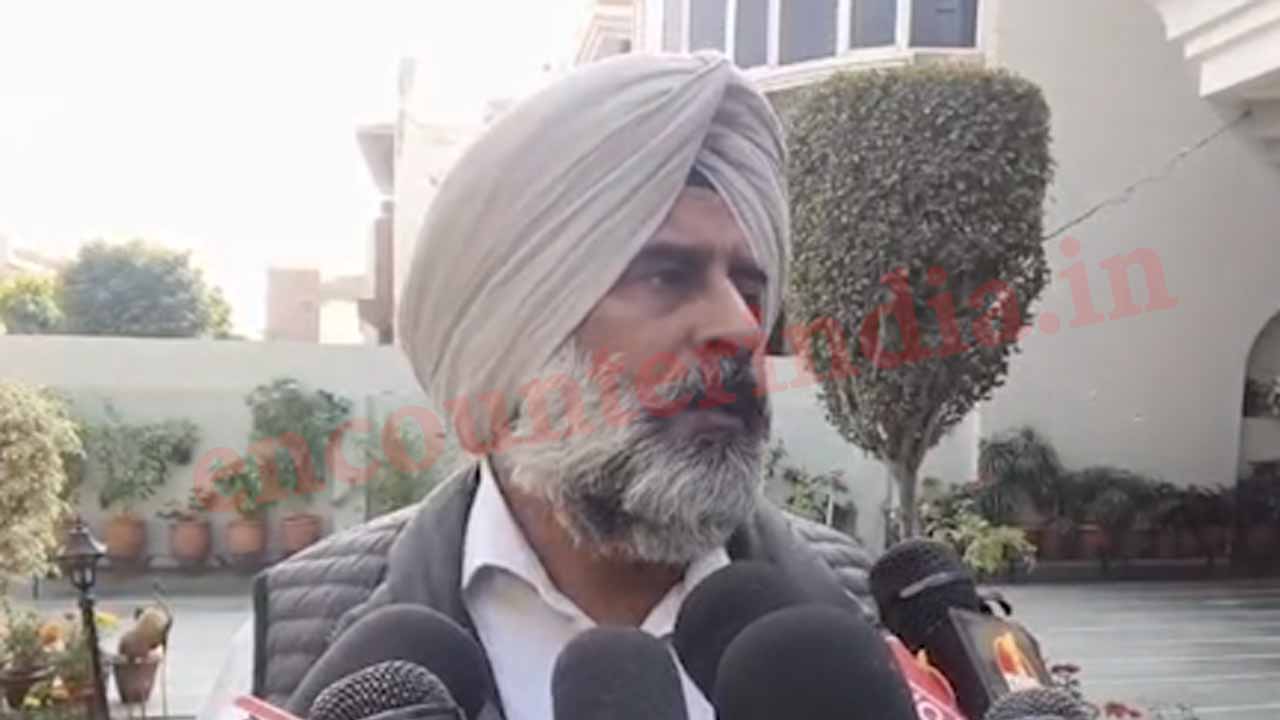 Jalandhar News: सीएम मान के सुखजिंदर रंधावा पर गैंगस्टरों को पालने के बयान पर परगट का आया बड़ा बयान, देखें वीडियो