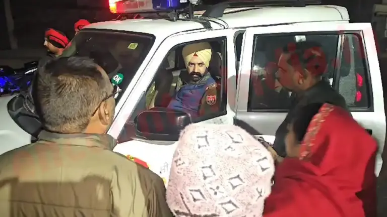 Punjab News: इस इलाके में चली गोलियां, घायल व्यक्ति की हालत नाजुक, देखें वीडियो