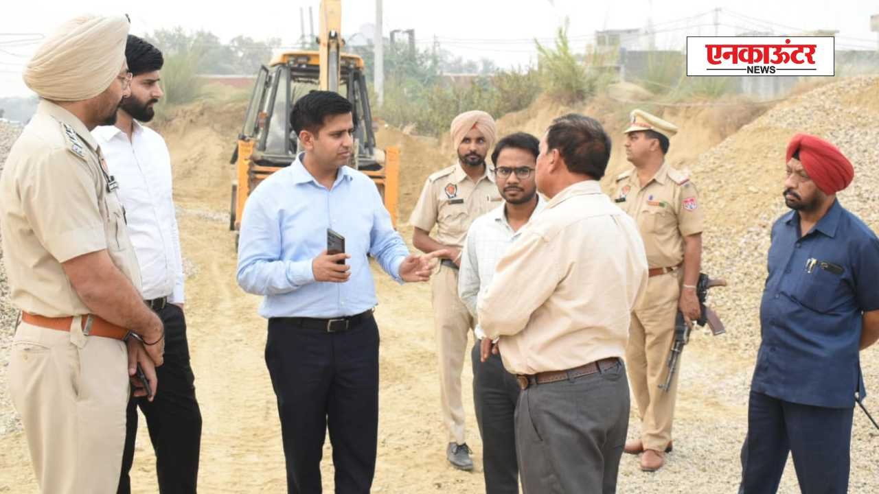 Punjab News: आदमपुर फ्लाईओवर का दौरा, निर्माण कार्य में तेजी लाने का निर्देश